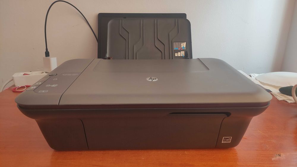 Принтер hp Deskjet 1050a