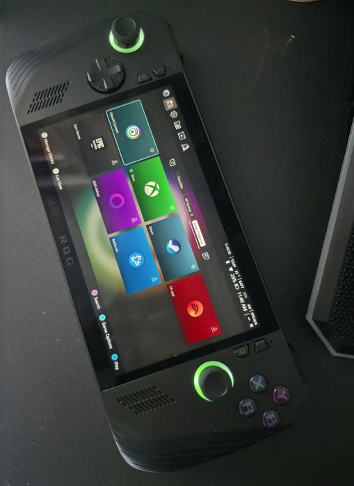 Vand Asus ROG Ally X