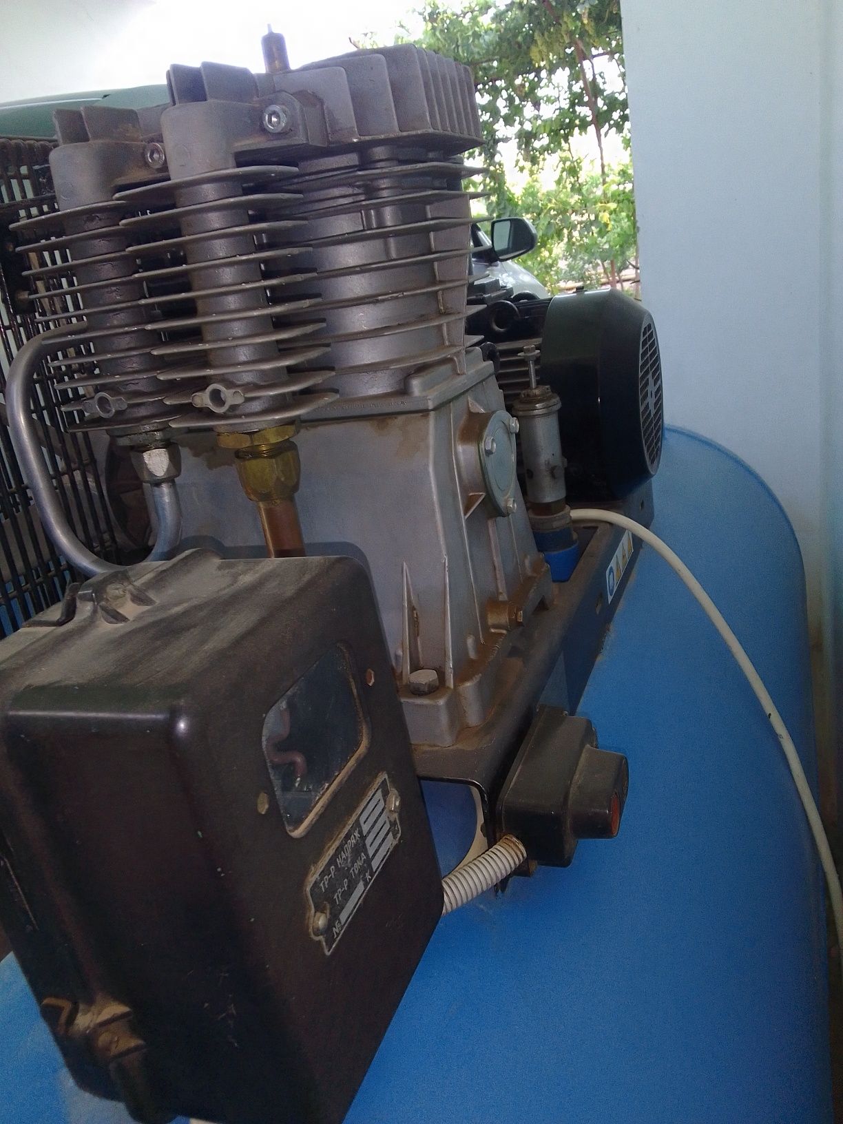 Компрессор 500 летр 4kv мотор 380V