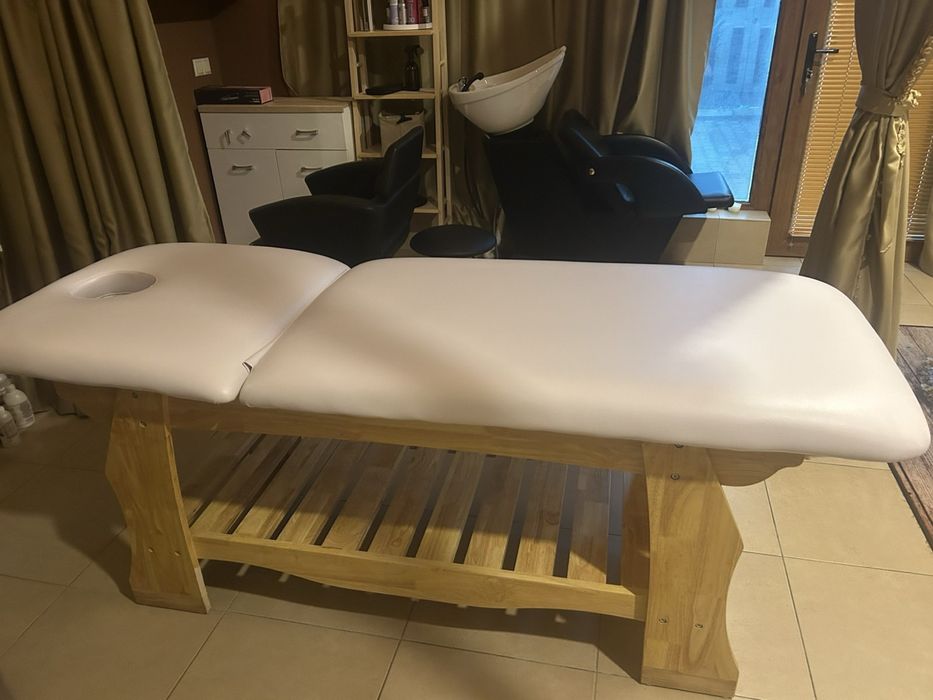Кушетка за козметични процедури