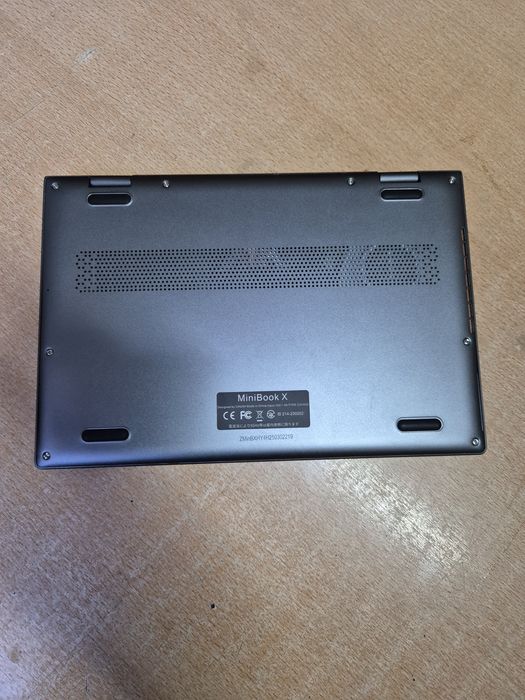 Продам Chuwi minibook x