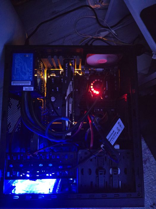 Unitate Gaming I7 7700