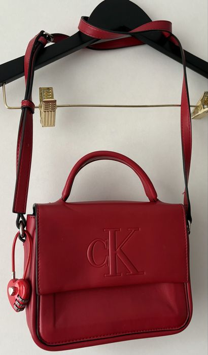 Чанти Zara, Parfois, Calvin Klein, Aldo