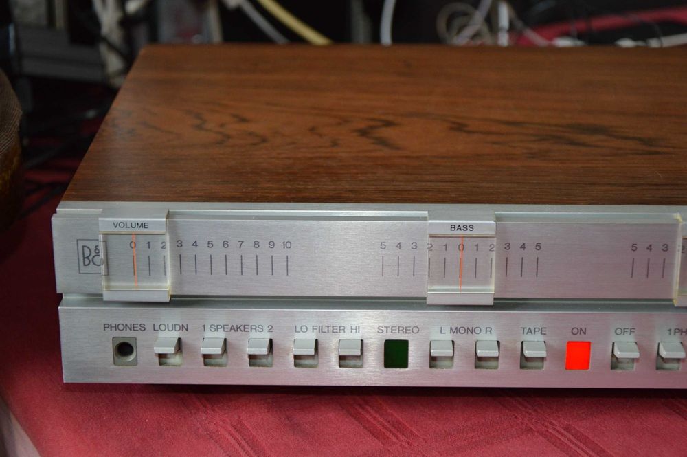 Amplituner Bang&Olufsen Beomaster 3000