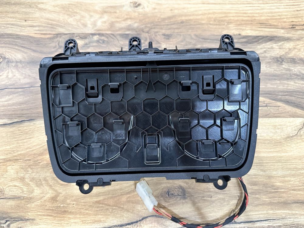 Поставка за чаши за BMW F10 F11 cupholder БМВ ф10 ф11