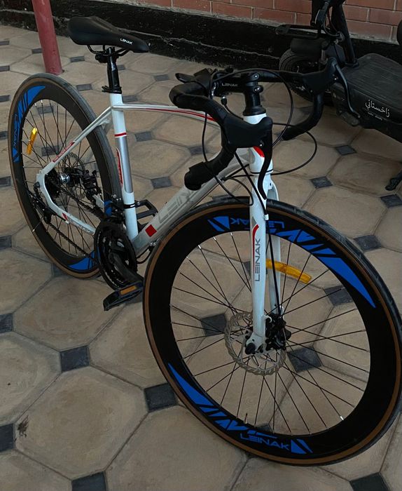 Шоссейный велосипед