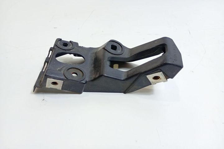 Suport prag dreapta 8E0853922D Audi A4 B7