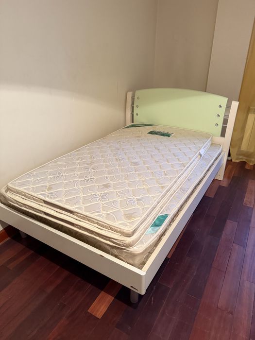 Кровать диван в хорошем состоянии