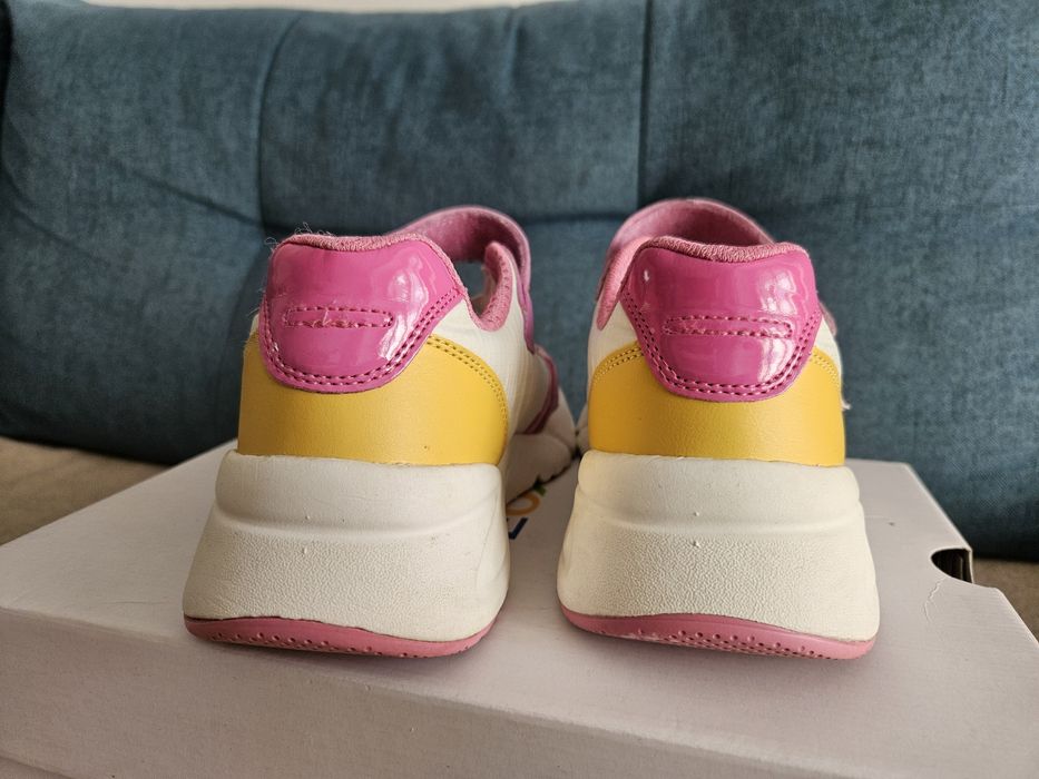 Adidasi fete Geox marimea 35