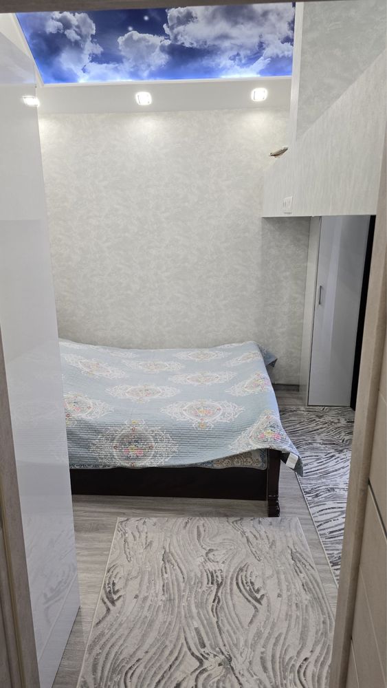 Продаю срочно свою 2-ком квартиру Сергелийском р-не Голден Хаус