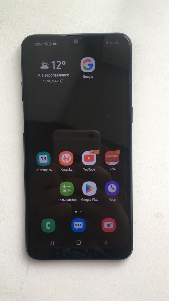 Продам телефон Samsung s10