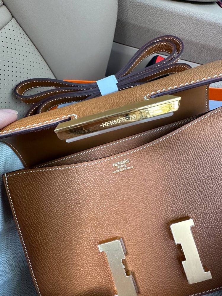 Срочно продам сумку Hermès Constance