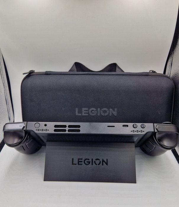 Lenovo Legion Go 8APU1 Ryzen Z1 Extreme 512Gb/16Gb Ram
