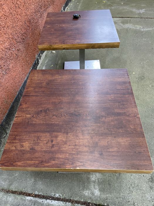 Градински маси и нисък диван