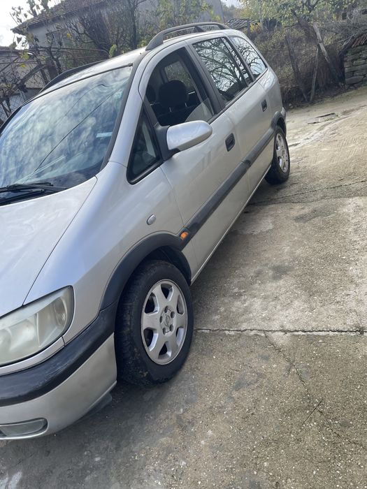 Opel zafir 1.8 i