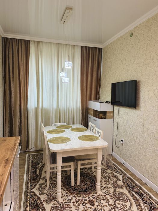 Продам 4 комнатную квартиру