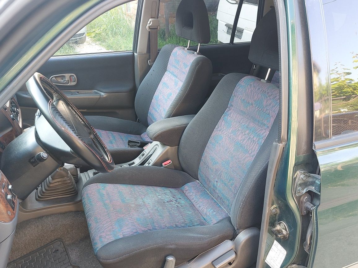 Mitsubishi  Pajero