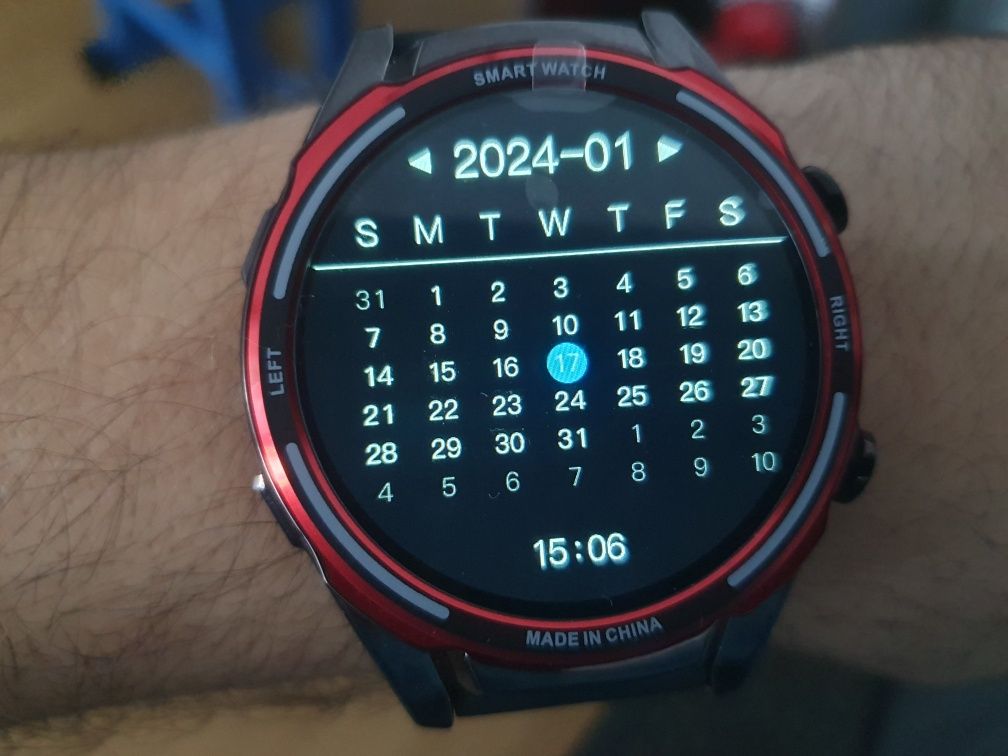 Smartwatch ecran de 4 cm, cel mai mare de pe piata