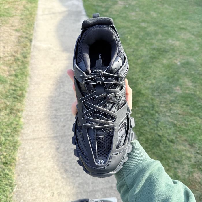 Balenciaga Track Black
