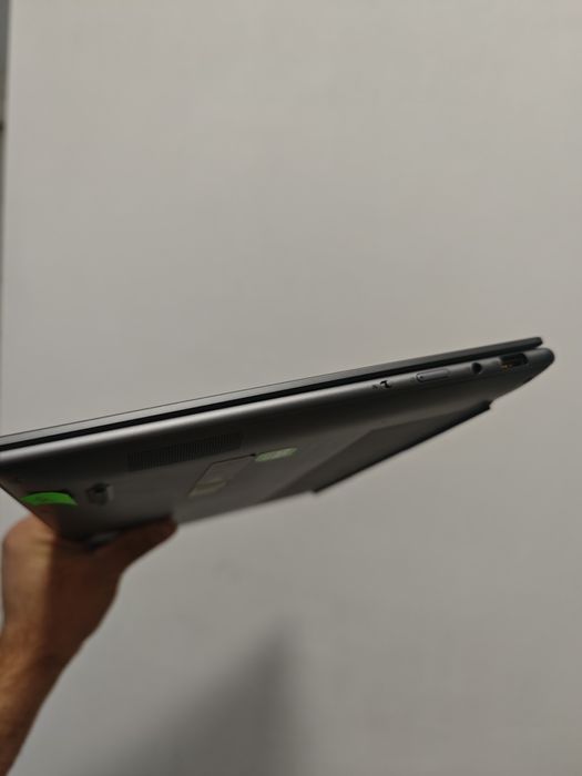 Laptop Lenovo Yoga Pro 14IMH9