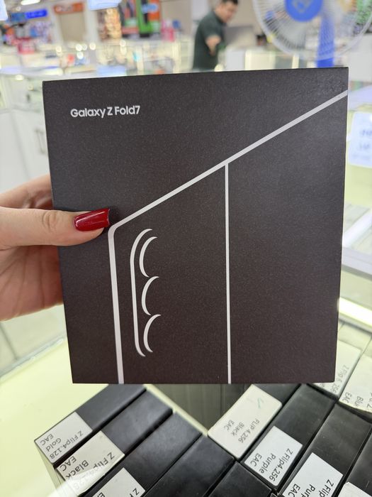 Samsung Z Fold 7 256gb
