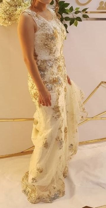 Шикарное, вечернее платье! Размер М, сидит идеально по фигуре