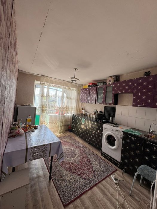 Продам Малосемейку 4 мкр- 3 этаж