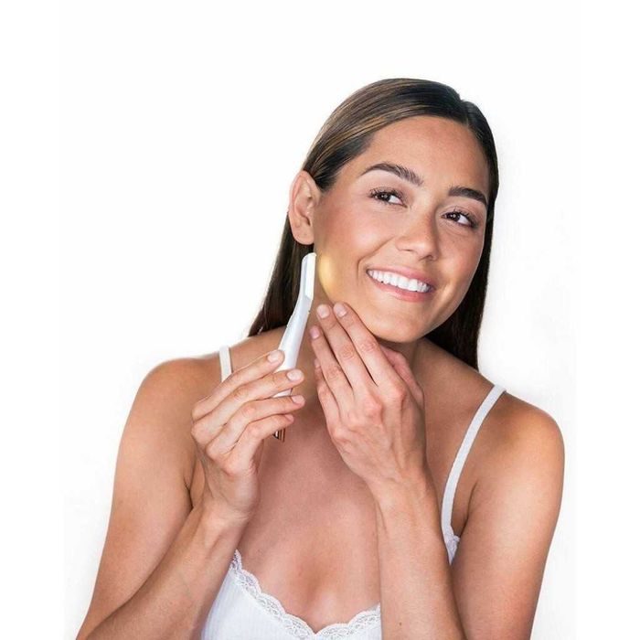 Мини тример за ексфолиране и почистване на кожата на лицето