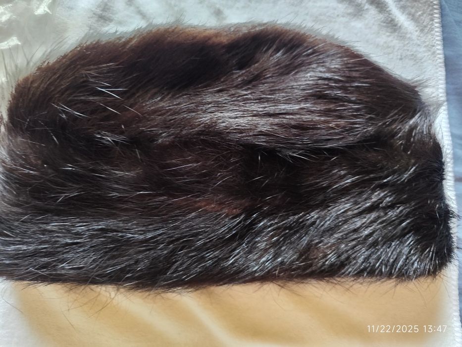 Caciula noua barbateasca blana