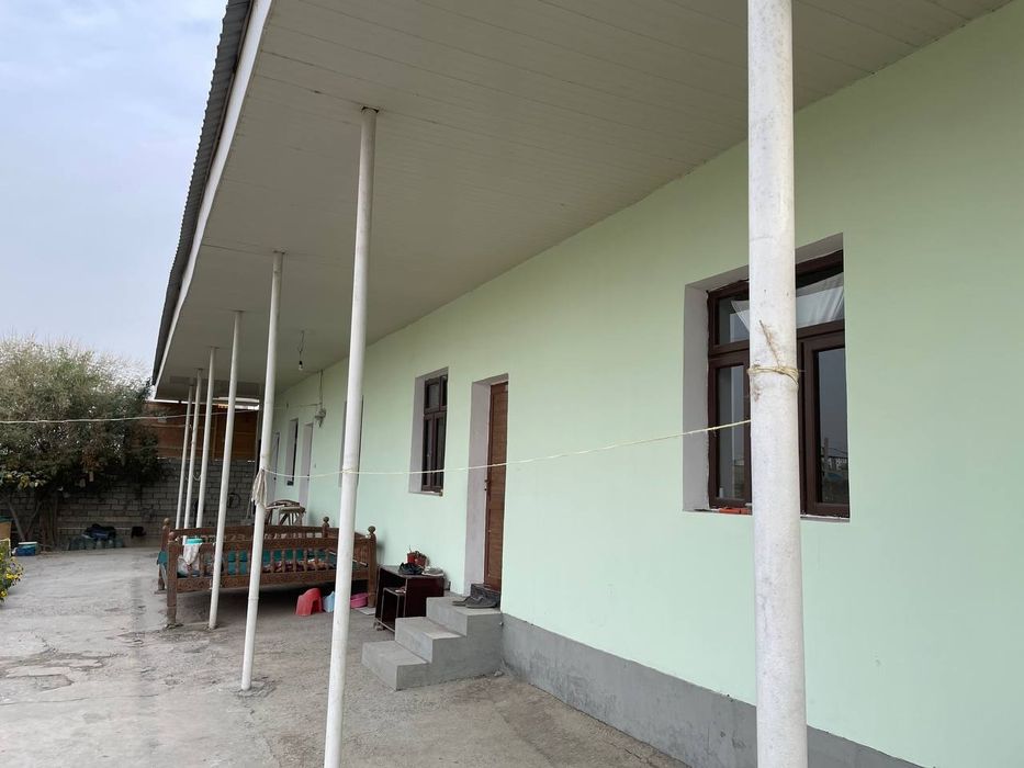 Chuqursoy kocha boshida 9 sotix uy sotiladi