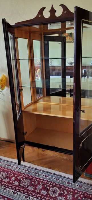 Vitrină sufragerie