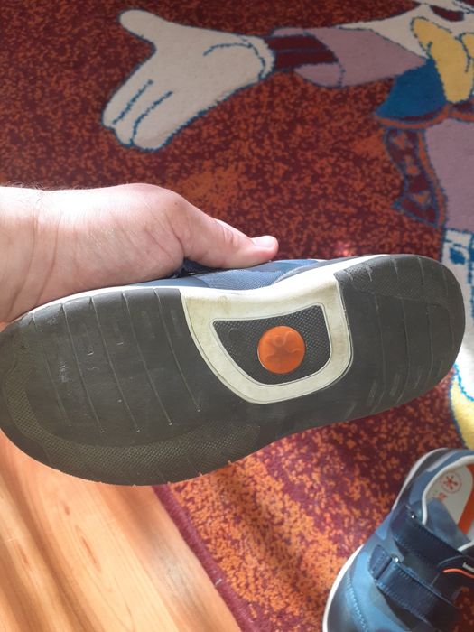 Adidasi biomecanisc pt copii marimea 31,negociabil