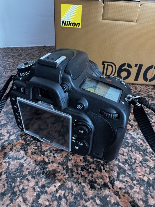 Aparat foto Nikon D610