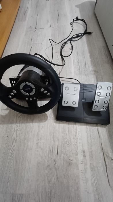 Vand volan cu pedale