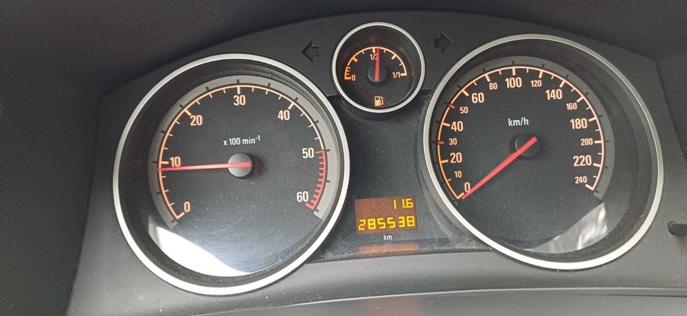 Opel astra motor 1.3 CDTi an 2008