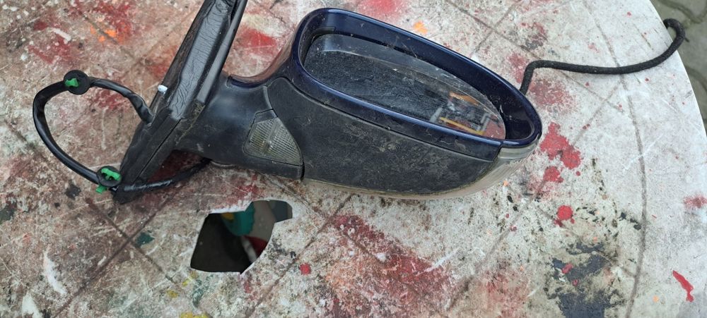 Oglinda dreapta VW Passat B6 cu rabatare electrica