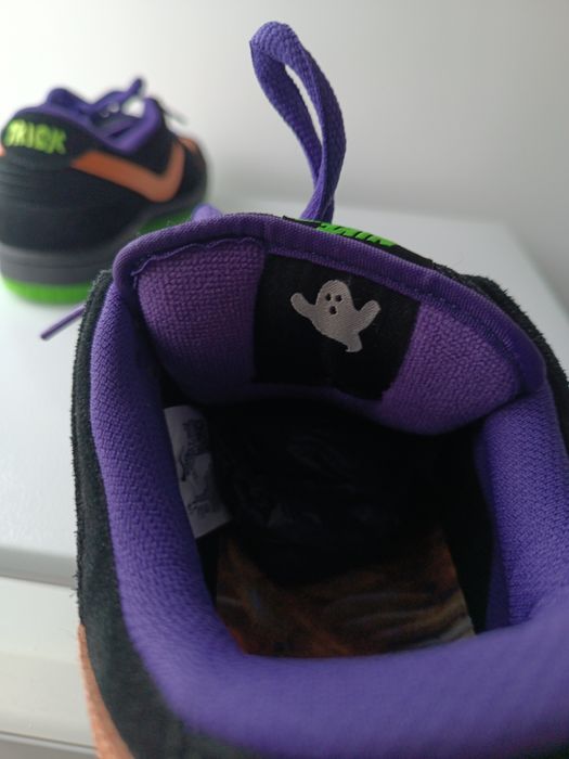 Nike SB Dunk Low
Night of Mischief Halloween