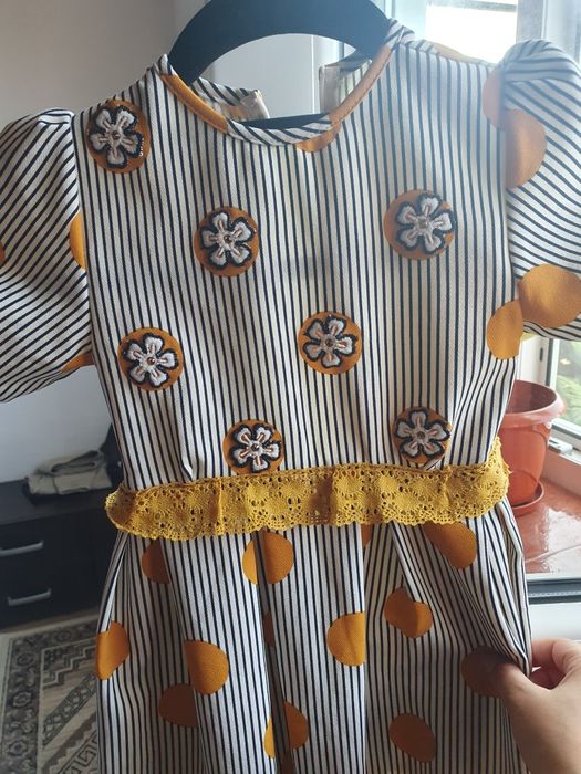 Rochita eleganta pentru fete