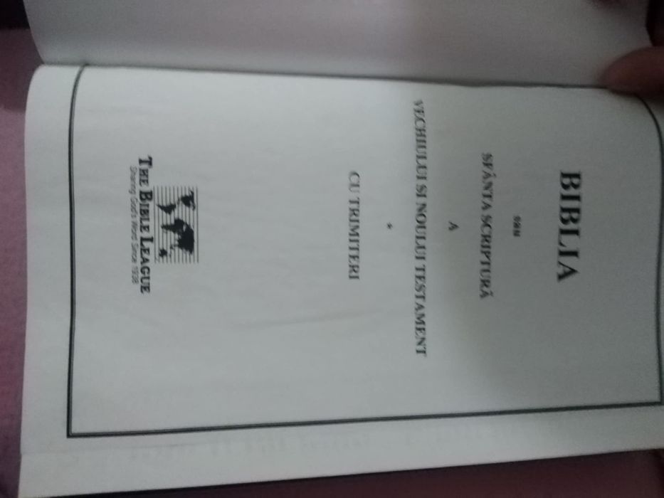 Vind biblie preț negociabil mulțumesc mult