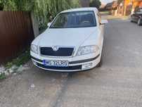 Vand skoda octavia 2 cutie defecta