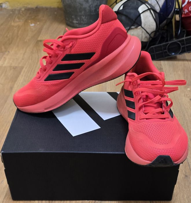 Маратонки Adidas