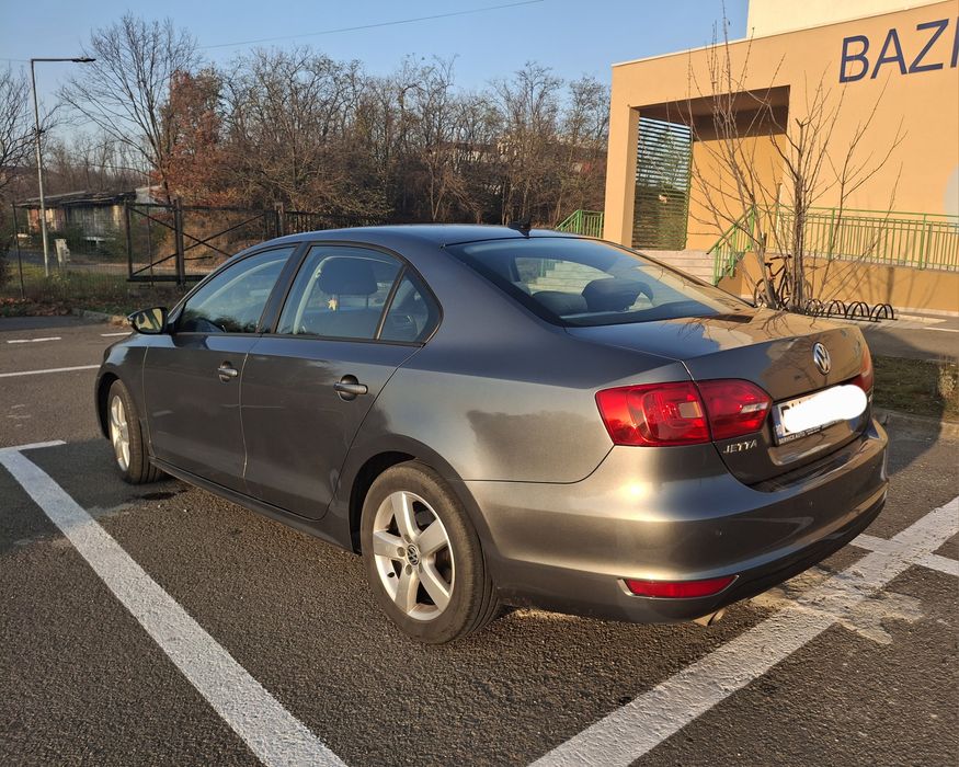 Vând  VW  JETTA 2012