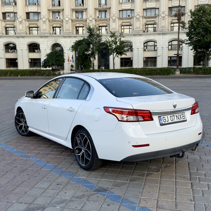 Renault Latitud / Led / Initiale Paris / 2015 / Euro5 Dpf / Automat