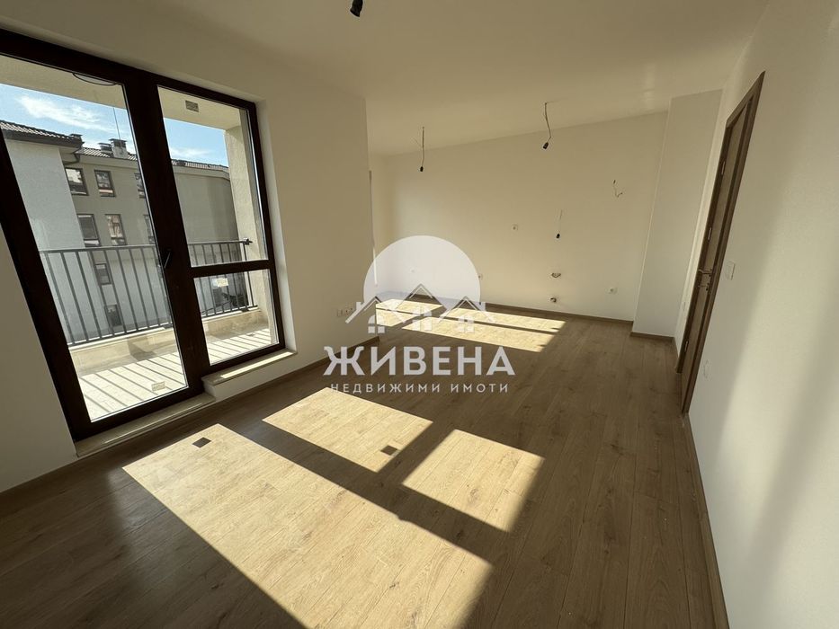 Продава се Двустаен апартамент в Варна, Бриз - 66 кв.м за 2652 €/кв.м - Снимка #2