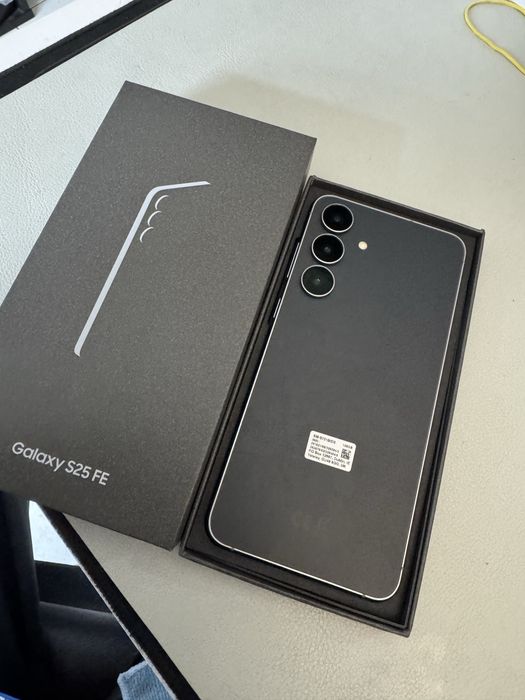 Samsung Galaxy S25 FE 128GB nou, nefolosit