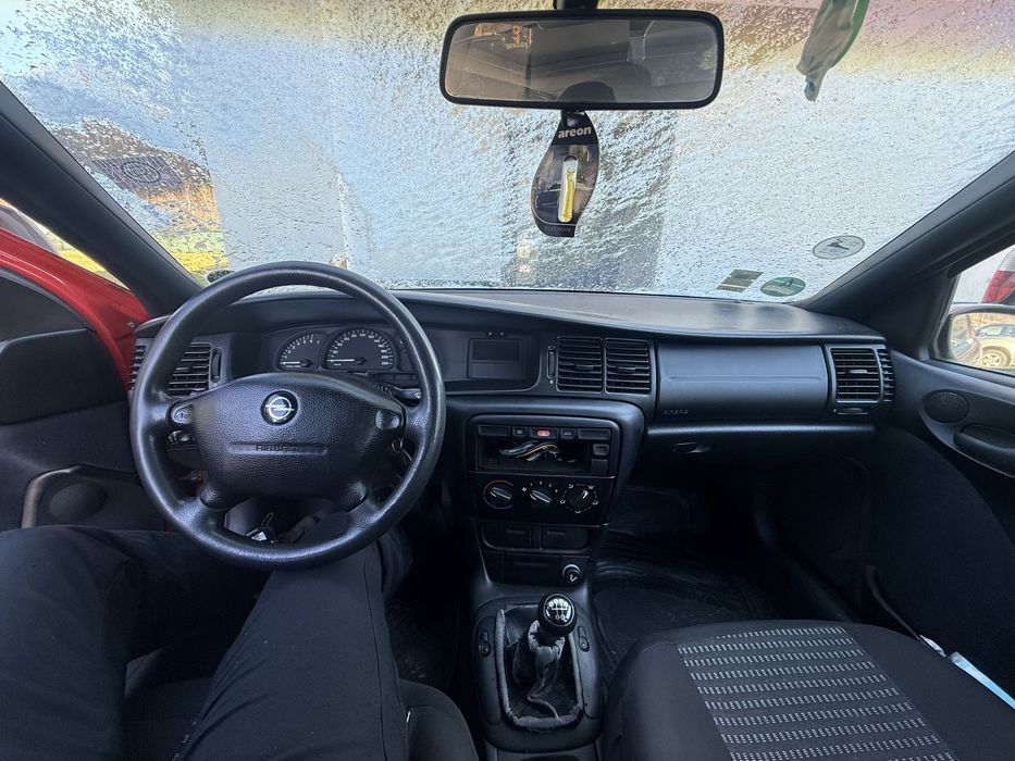 Opel vectra B 1.6 16V