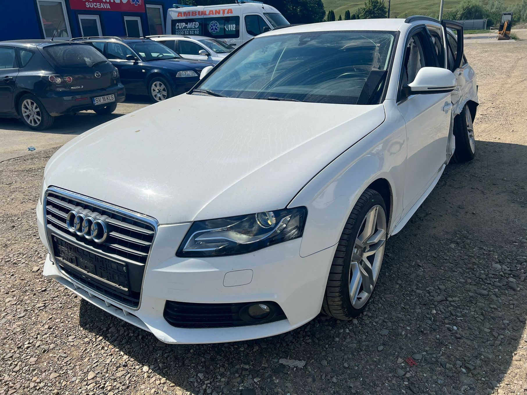 Dezmembrez / Dezmembrari / Piese Audi a4 b8 1.8 tfsi cabb cutie automata ksn volan stanga faruri xenon