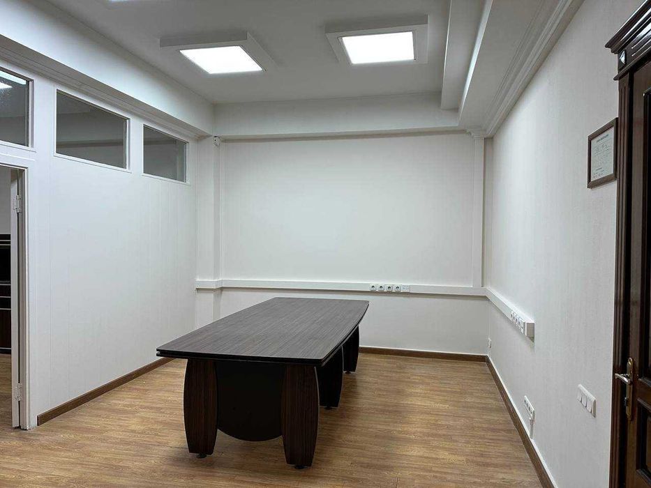 офис с ремонтом на Шевченко в Аренду.