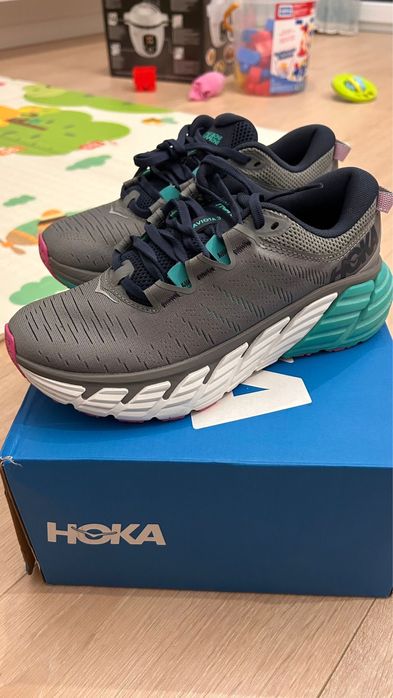 Adidasi Hoka gaviota 38