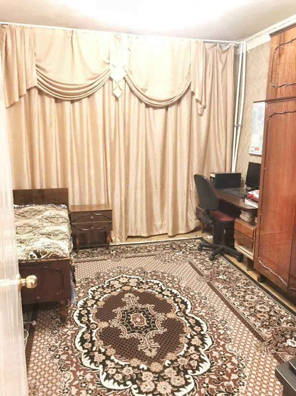 Олий Мажлис рўпарасидаги (Дружба Народов) квартира ижарага берилади